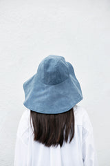 Large brimmed hat in Midnight Blue