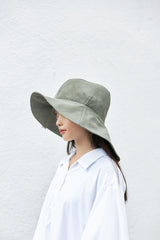 Hut mit großer Krempe in Blassgrün