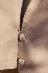 Weite doppelreihige Jacke