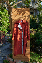 Trenchcoat mit Doppelkragen in ziegelrot