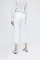 Weiße doppellagige Achterhose