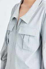 Hellgraues Hemd mit Reißverschluss