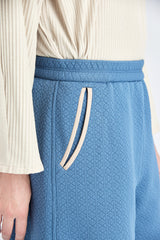 Shorts mit geschwungenen Taschen in Nautical Blue