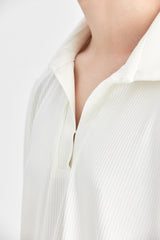 Weißes cooles geripptes Top