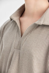 Wärmespeichernde Rippenplatte in der Farbe Stone mountain clay