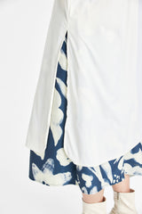 Mandelweißes Langarmhemd mit spitzem Kragen