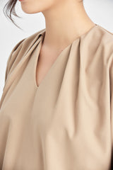 Top mit plissiertem V-Ausschnitt