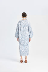 Fließendes Wassermuster neoklassisches Pescado Ärmelkleid