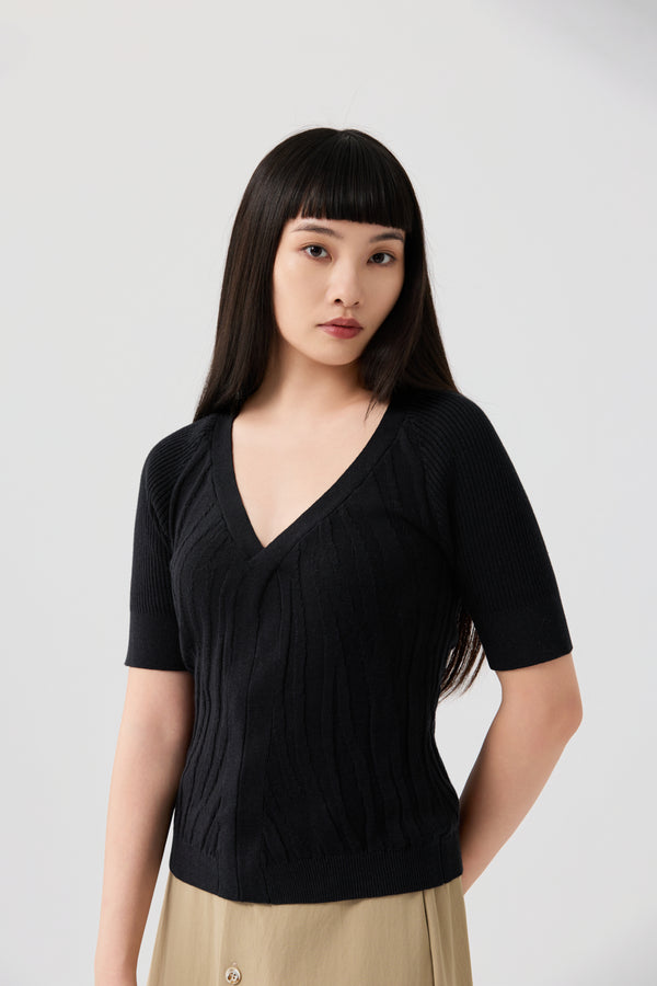 Slim-fit Pineapple leaves fiber knit top
