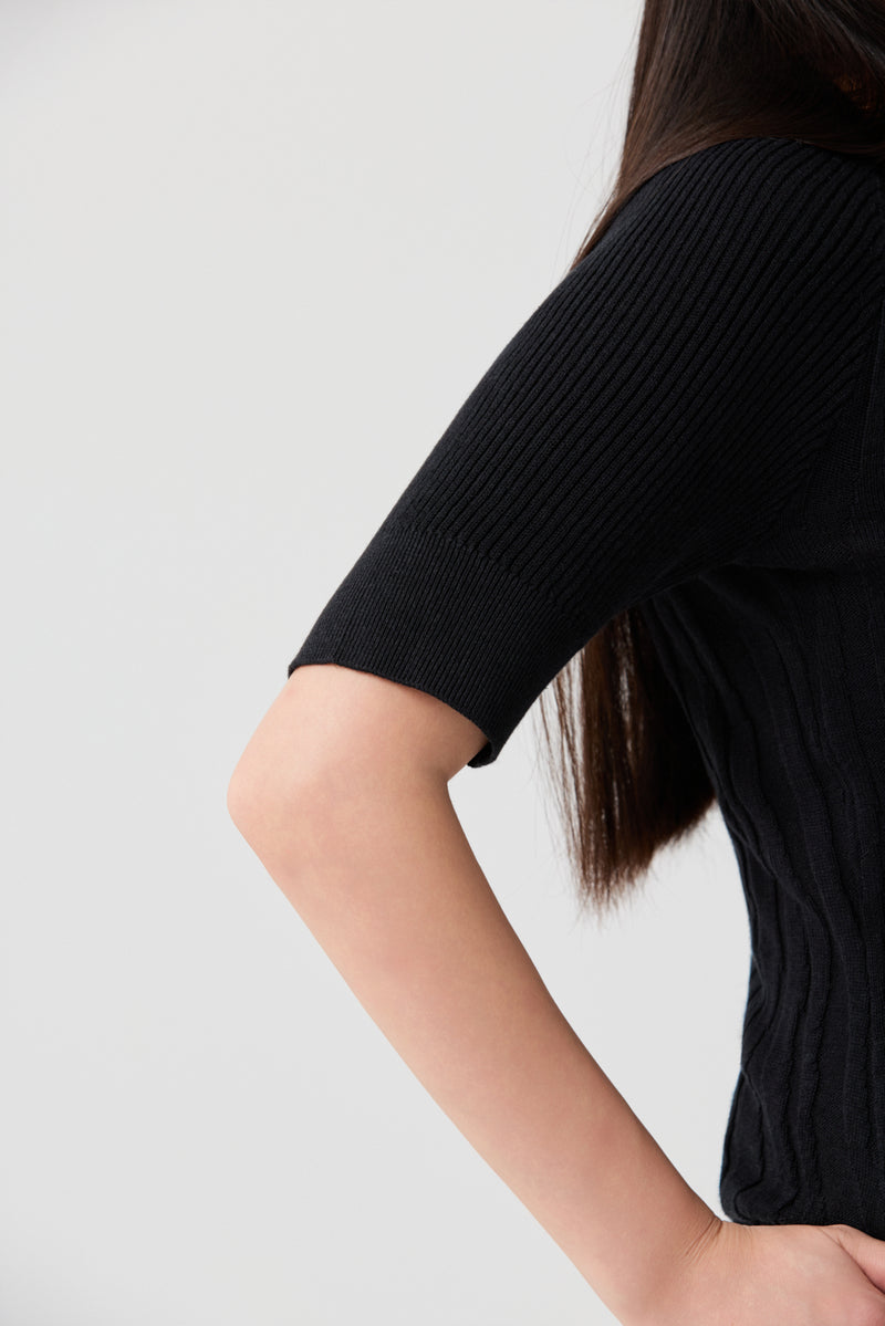 Slim-fit Pineapple leaves fiber knit top