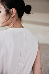 Flowing wavy collar top in eggnog